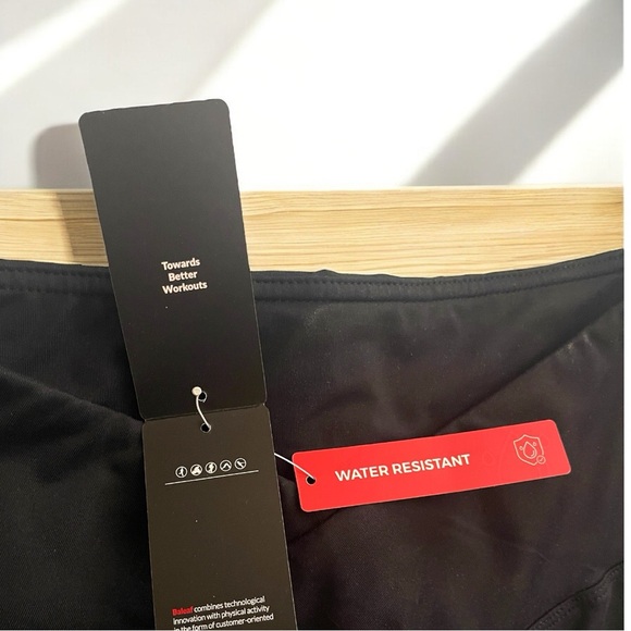 baleaf Women's Flare Leggings with Zipper Pockets - Picture 4 of 15